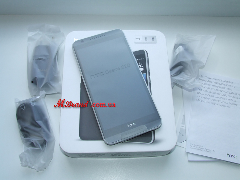 HTC Desire 820