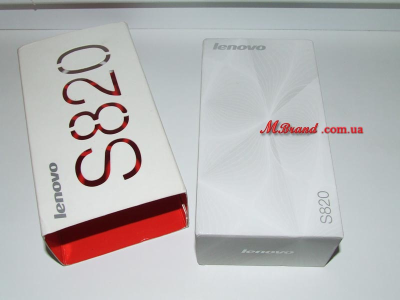 Lenovo S820