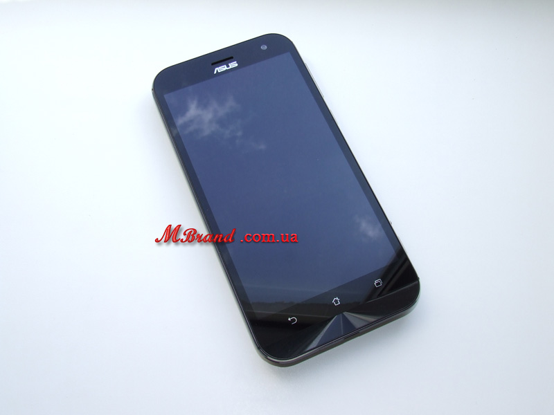 Asus ZenFone Zoom (ZX551ML) 4/64Gb