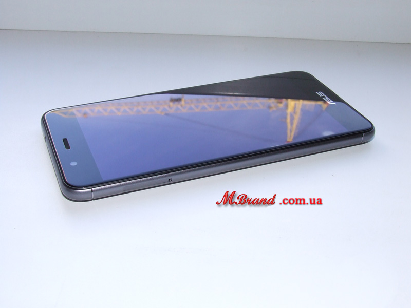 Asus ZenFone 3 Max (ZC520TL) 3/32Gb