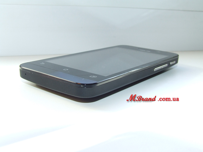 ASUS ZenFone 4 (A400CXG)