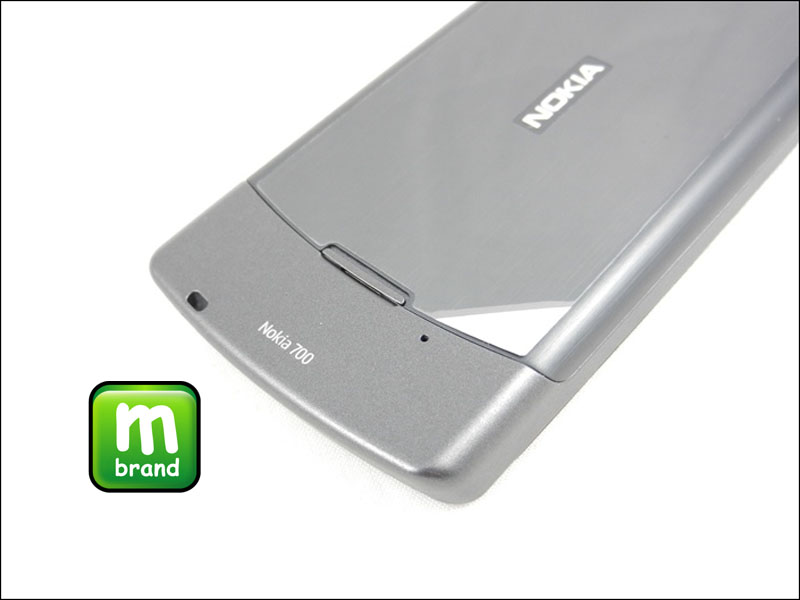 Nokia 700