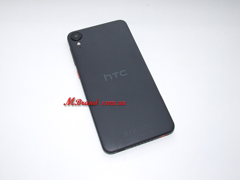HTC Desire 825