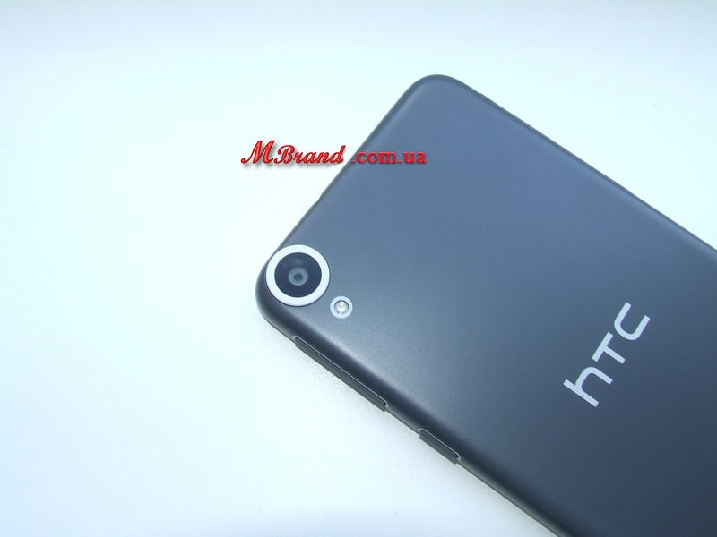 HTC Desire 820