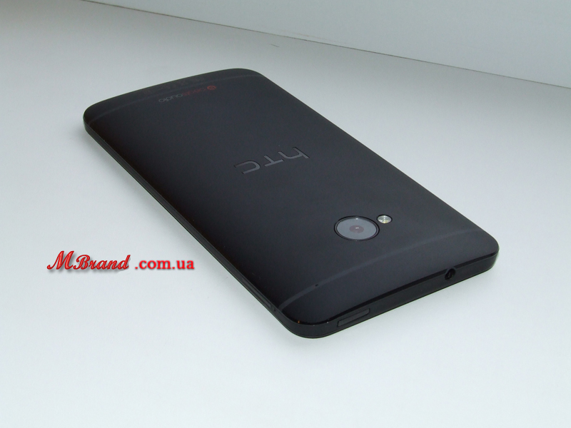 HTC One (M7)