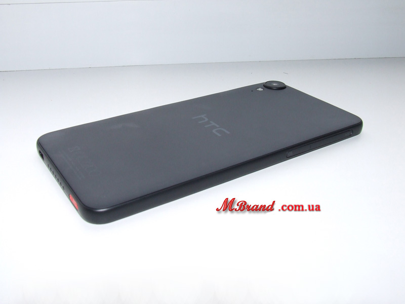 HTC Desire 825